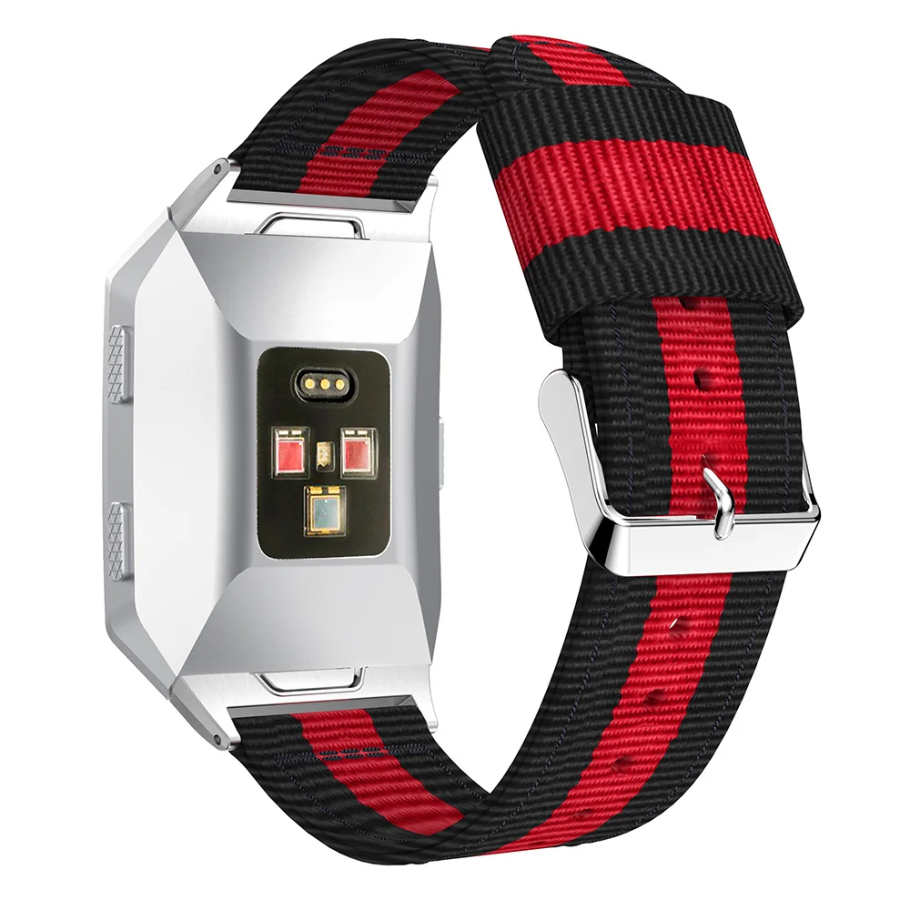 Cinturino sportivo in nylon a strisce verticali per Fitbit Ionic, larghezza: 22 mm - nero/rosso