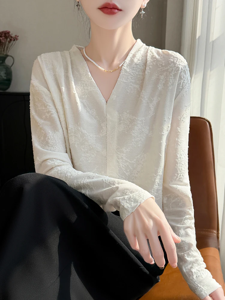 

Elegant V-Neck Embroidered Silk Shirt Women's Loose Fit Long Sleeve Slimming Commute Spring Summer New Style Gentle Wind
