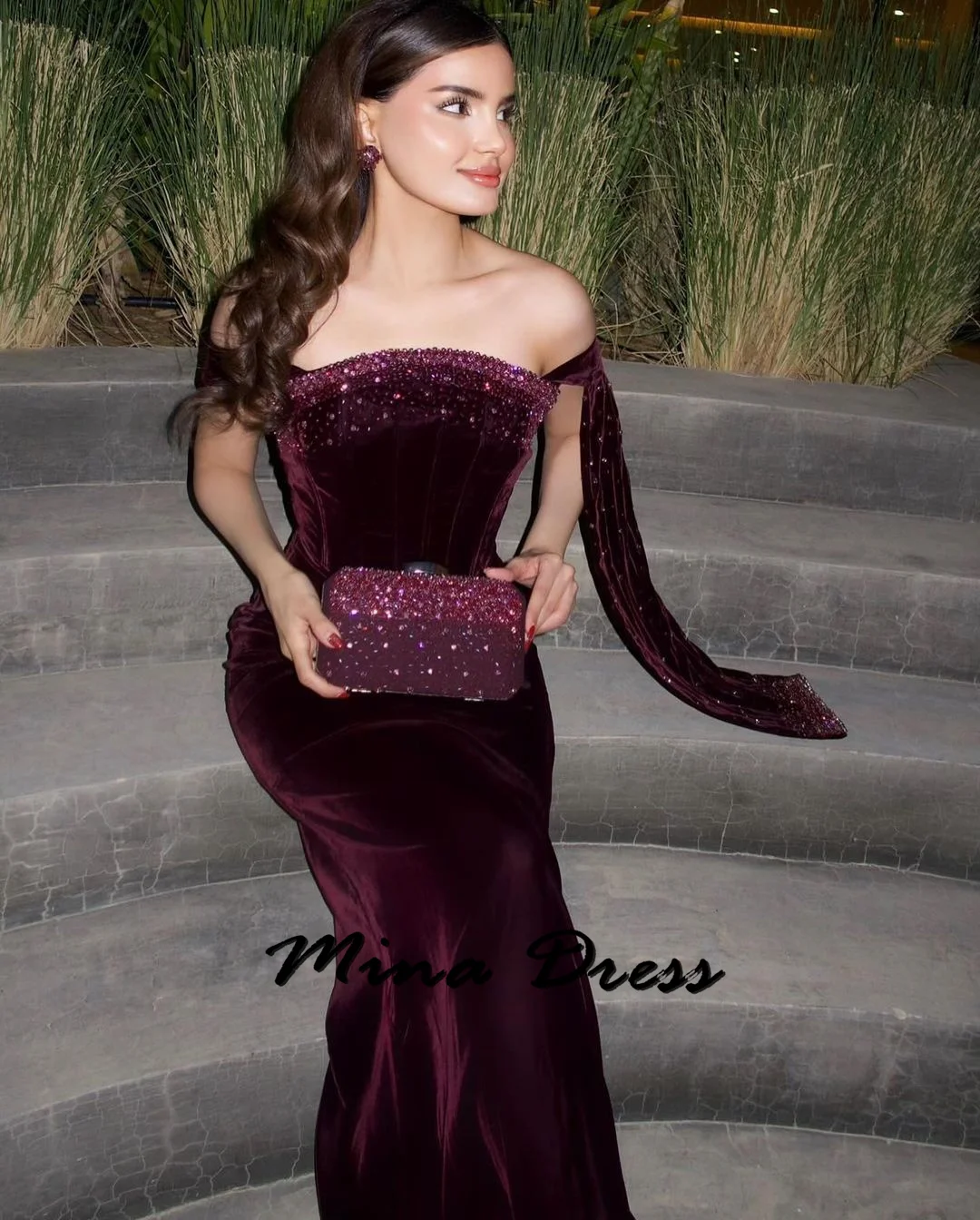 Mina personalizado veludo luxuoso vestidos de noite femininos para ocasiões especiais sem costas fita contas sem alças lantejoulas festa