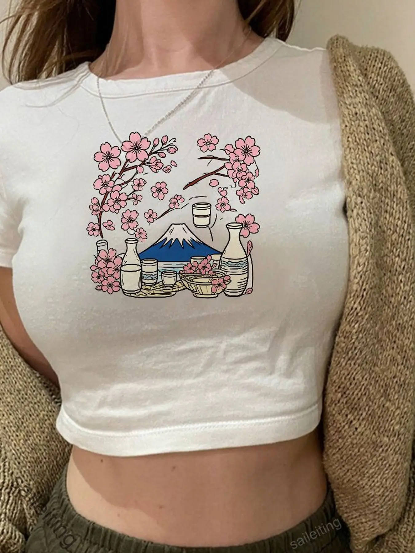 Women's Japanese Mount Fuji Cherry Blossom Graphic Crop Top T-Shirt Cute Harajuku Streetwear Short Sleeve Casual Tee