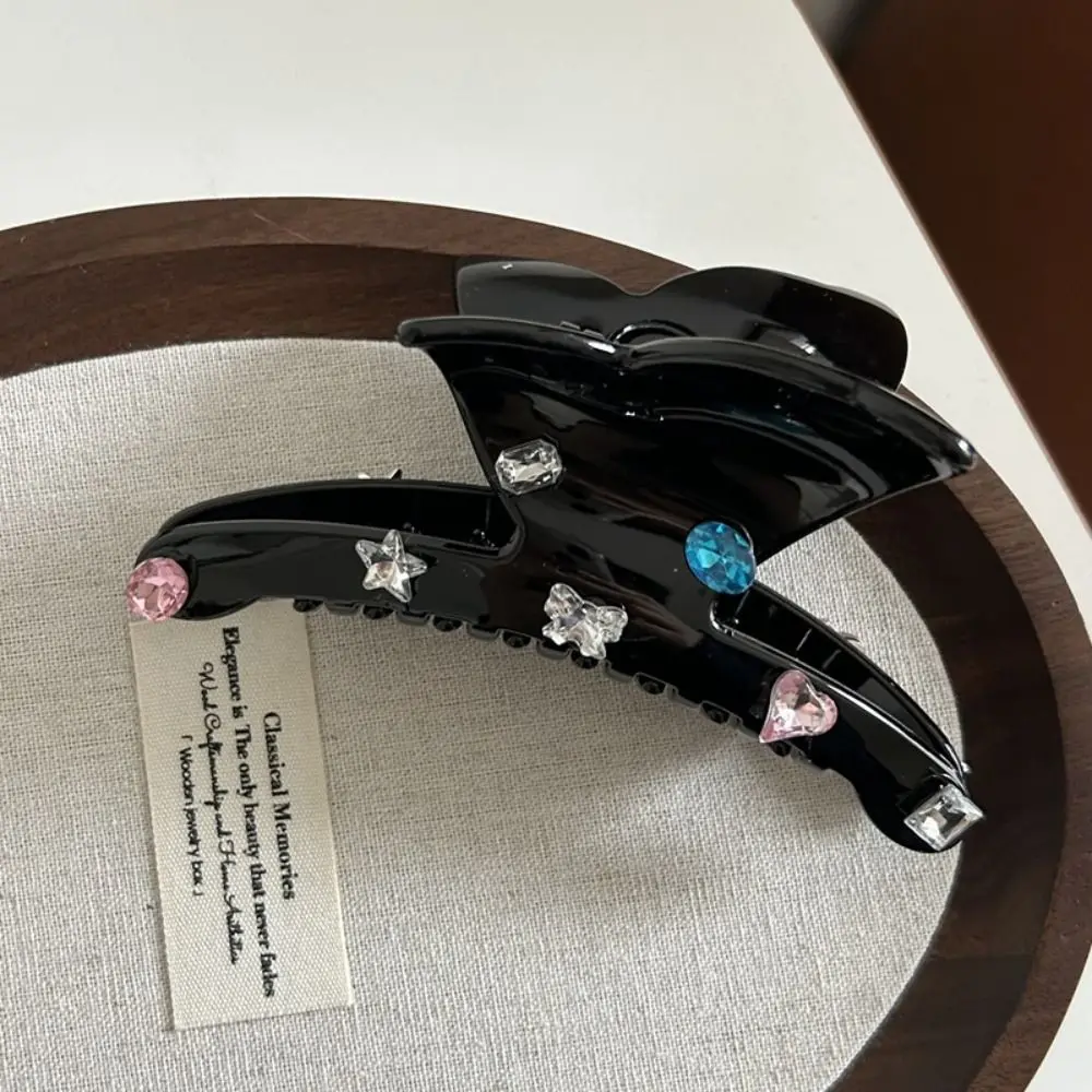 

Acetic Acid Butterfly Hair Claw Love Korean Style Rhinestone Grab Clip Shiny Hair Accessories Large Shark Clip Ladies