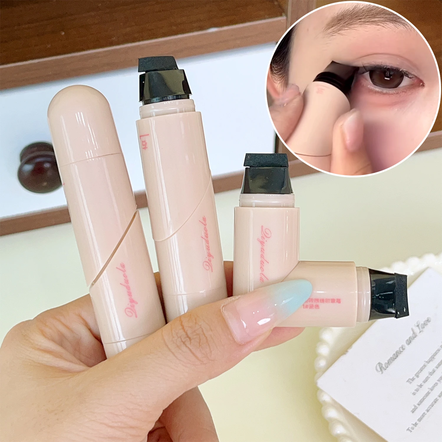 Stylo tampon Eyeliner imperméable à double pointe, longue durée, noir, marron, résistant aux taches, tampon d'aile, pochoir de maquillage pour les yeux à séchage rapide