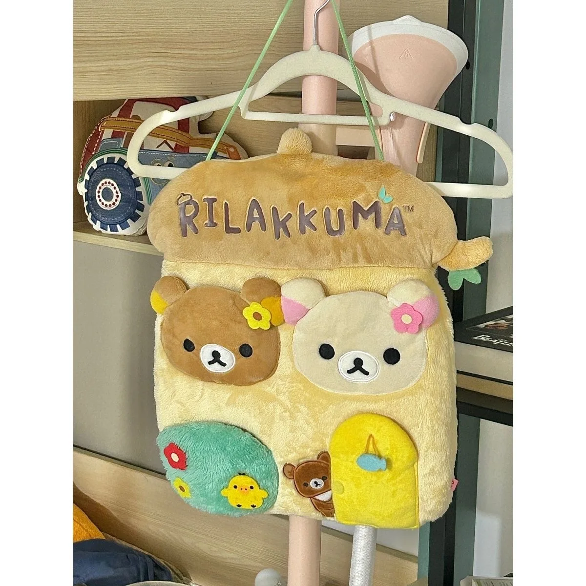 Kawaii Rilakkumas duvar asılan saklama çantası karikatür Korilakkuma ayı kapı asılı çanta büyük kapasiteli eşyalar düzenlemek çanta hediyeler