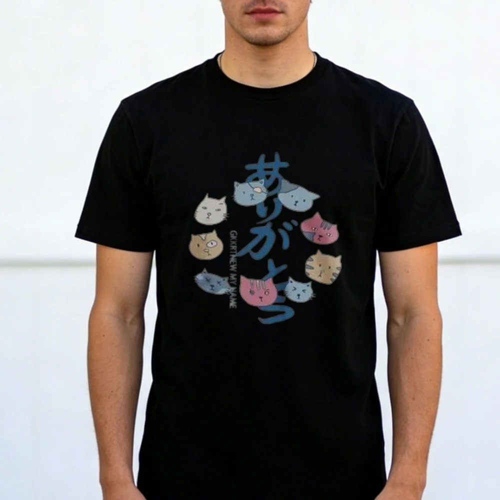Niedliches mehrfarbiges handgezeichnetes Katzen-Gesichter-T-Shirt mit japanischem Hiragana-Text, Unisex, Baumwolle, Retro-Anime-Streetwear, lockere, lässige Alltags-Tops