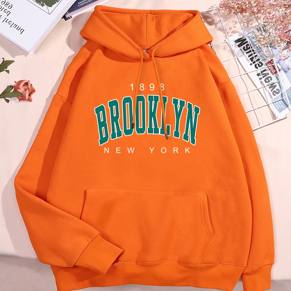 1898 Brooklyn New York Printing Men Women Hoodies Cute O-Neck Hoodie Pattern Fleece Sweatshirt Street Crewneck Couple Hoody