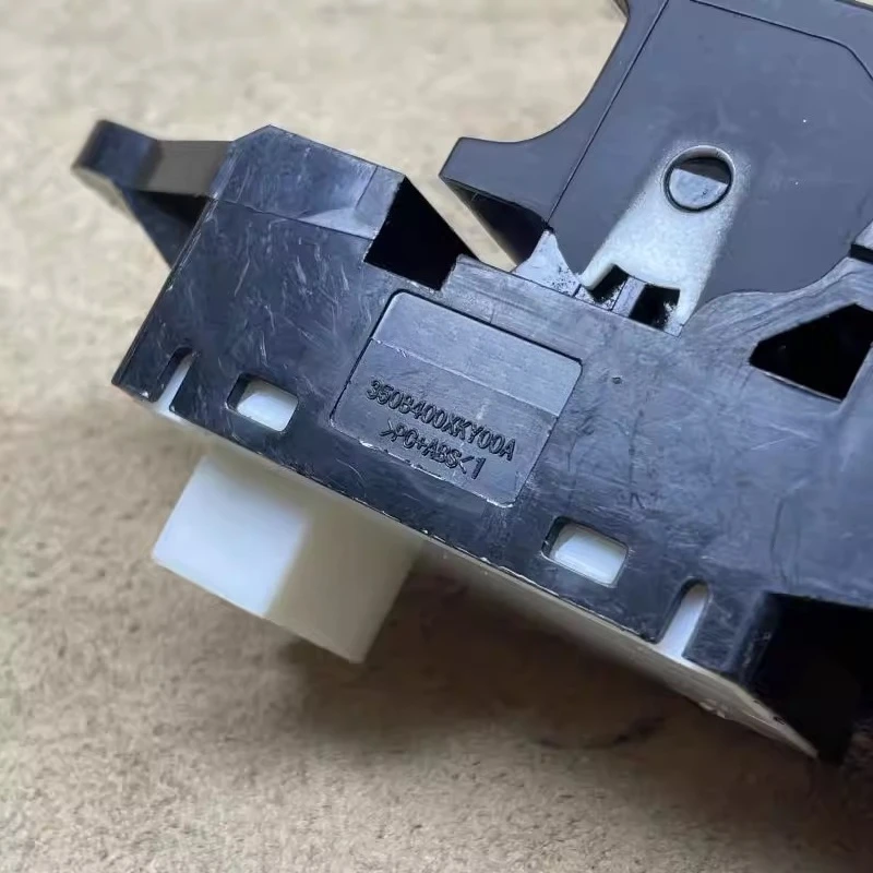 

3508300XKY00A 1 шт. Электронная кнопка стояночного тормоза (EPB) для Great Wall Haval H6 Coupe 3508400XKY00A