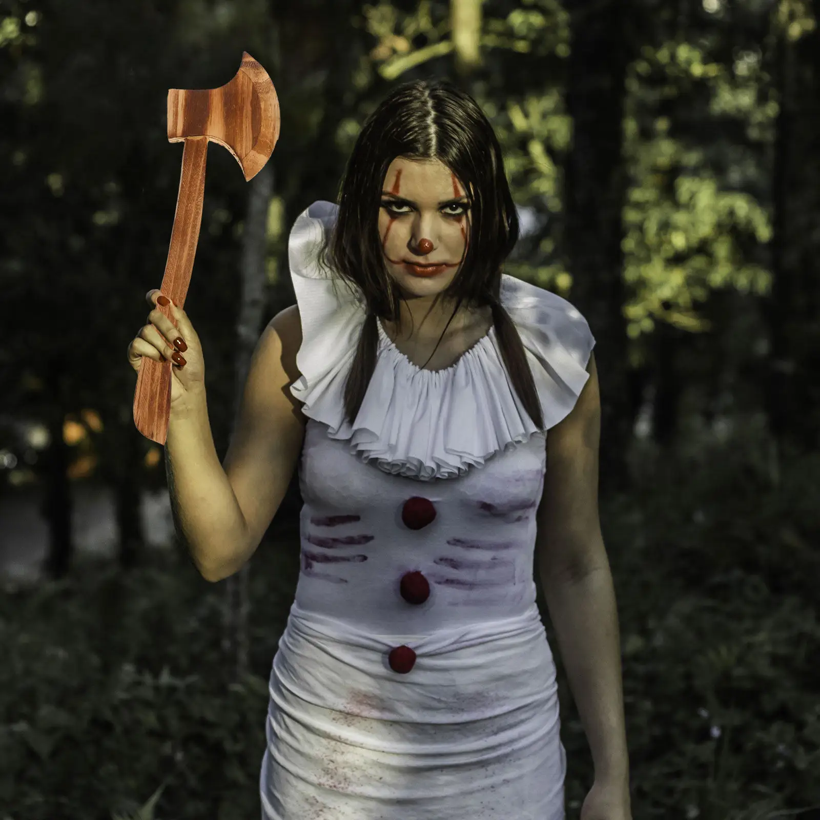 2 hachas de madera, accesorios de disfraz de Halloween de primera calidad, accesorios de cosplay, colección decorativa, herramientas de juego divertidas y novedosas