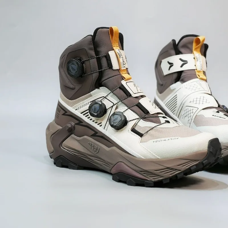 Winter Trekking Shoes Men Women Brand Designer Outdoor Boots Unisex Waterproof Camping Shoes Couples High Top Hiking Shoe