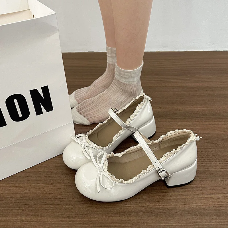 

2025 Fall New French Style Mary Jane Pumps for Women Round Toe Bow Detail Soft Sole Retro Heels Dress Shoes