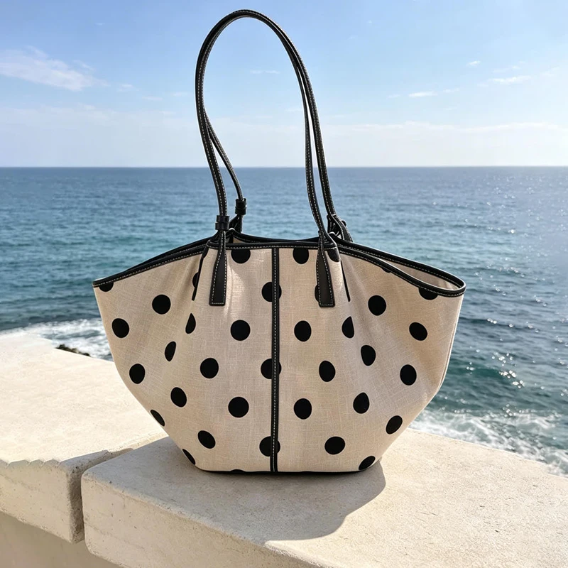 

Women Retro Polka Dot Shoulder Bag French Exquisite Elegant Large Capacity Handbag Wing Shaped Commute Bucket Bag Leather Strap