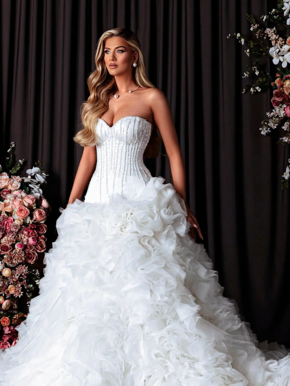 Ruches Kralen Vloerlange Trouwjurk Prachtige Sweetheart Hals Bruidsjurk 2026 Nieuwe Aangepaste Glamoureuze Jurken Voor Bruid