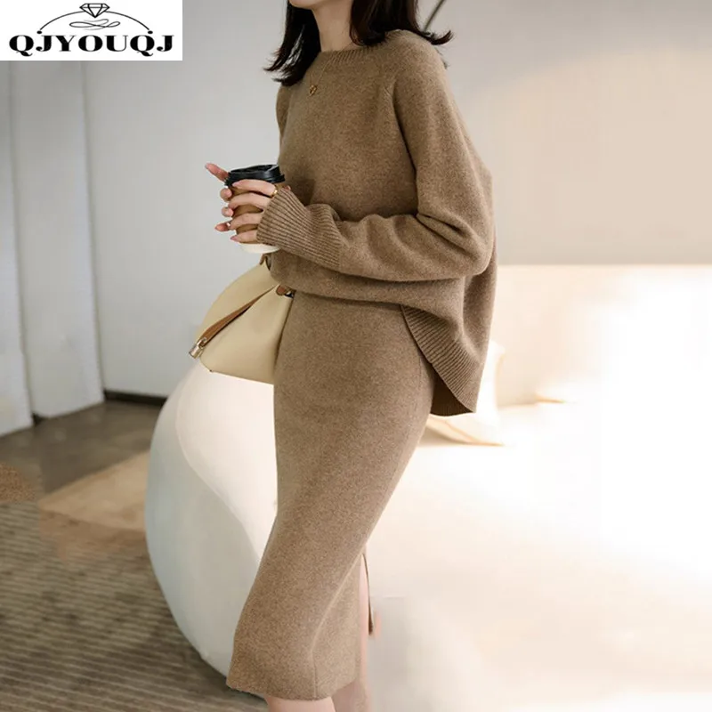 

European and American style autumn and winter new round neck knitted long sleeved sweater+fashionable skirt two-piece set