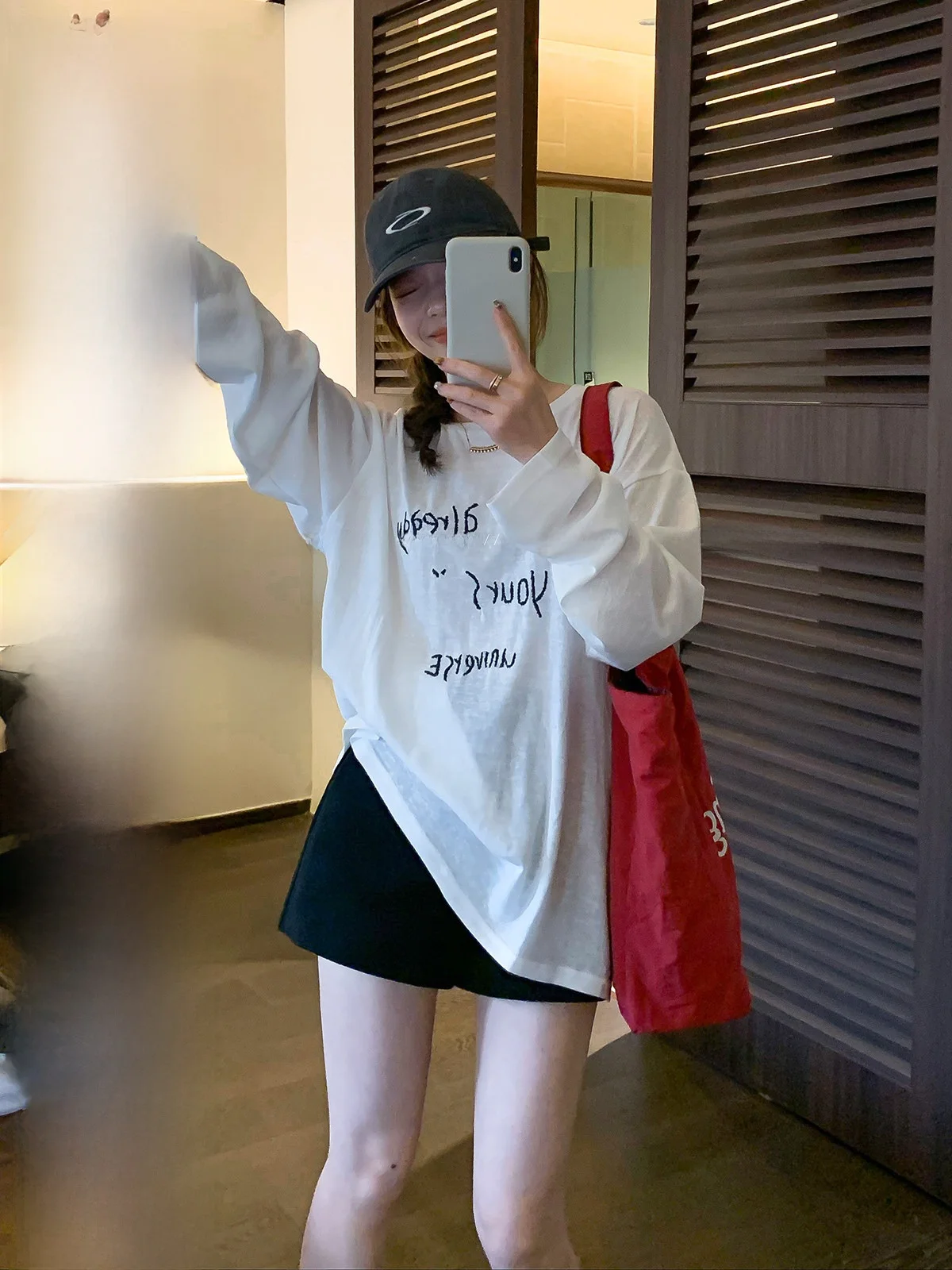 

Свободная женская футболка с длинным рукавом и круглым вырезом, с надписью, весенняя новинка, модный универсальный топ для повседневной носки AIQMGY Love Devi