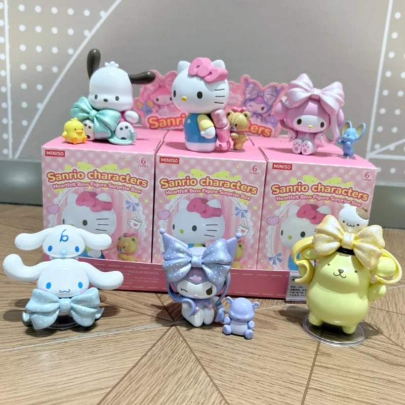 

Genuine Sanrio Characters Heartfelt Bow Series Blind Box Collectible Figure Desktop Ornament Mystery Box Fans Customized Gift