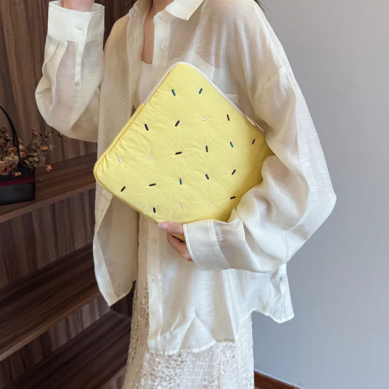 Título traducido al español: Funda interior de bordado de arcoíris con colores dulces para niñas, para iPad de 11 pulgadas o portátil de 14 pulgadas