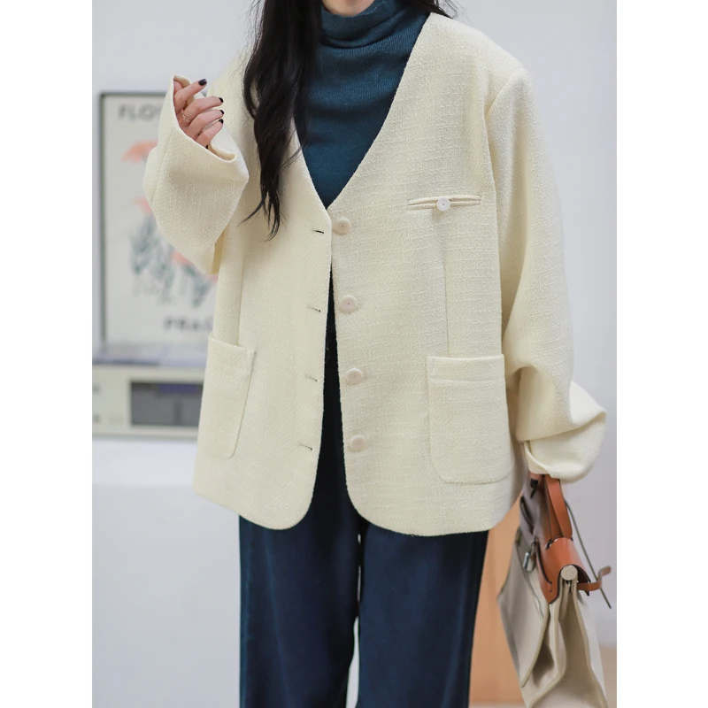 

Свободный крой, большие размеры, V-образный вырез, стройнящий, на пуговицах, в стиле маленького французского пиджака, 50 размер, модная верхняя одежда