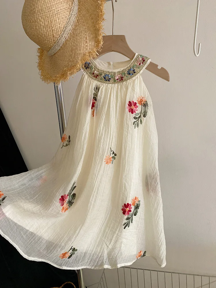 Girls' Dress2024New Little Girl Embroidered Sleeveless Halterneck Skirt Fairy Fashion Flower Beach Dress Children's Clothing-WS