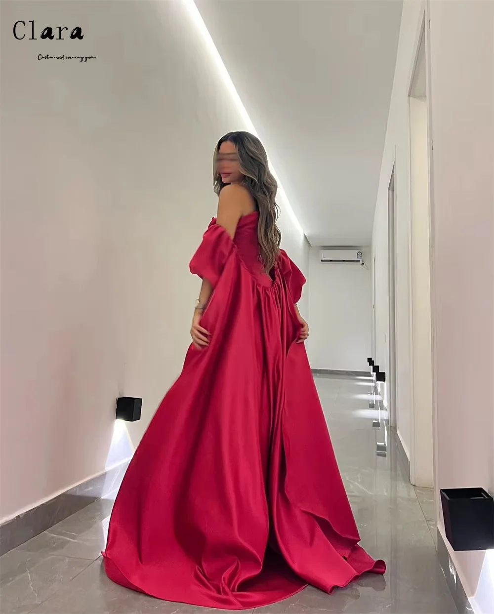 Clara Abiti da sera con spalle scoperte senza maniche a trapezio rosso personalizzato per abiti da donna eleganti da sposa per feste da donna Abito lungo da ballo