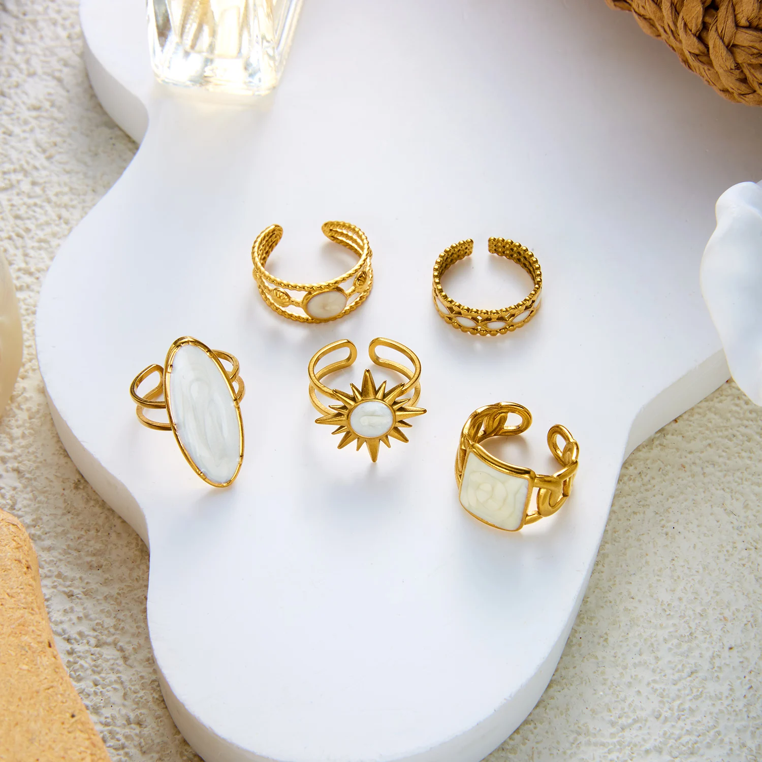 5-teiliges Set aus geometrischen, goldfarben beschichteten Edelstahl-Emaille-Ringen für Damen, stapelbar, Party-Knuckle-Schmuckset, Geschenk, wasserdicht – Detail 8