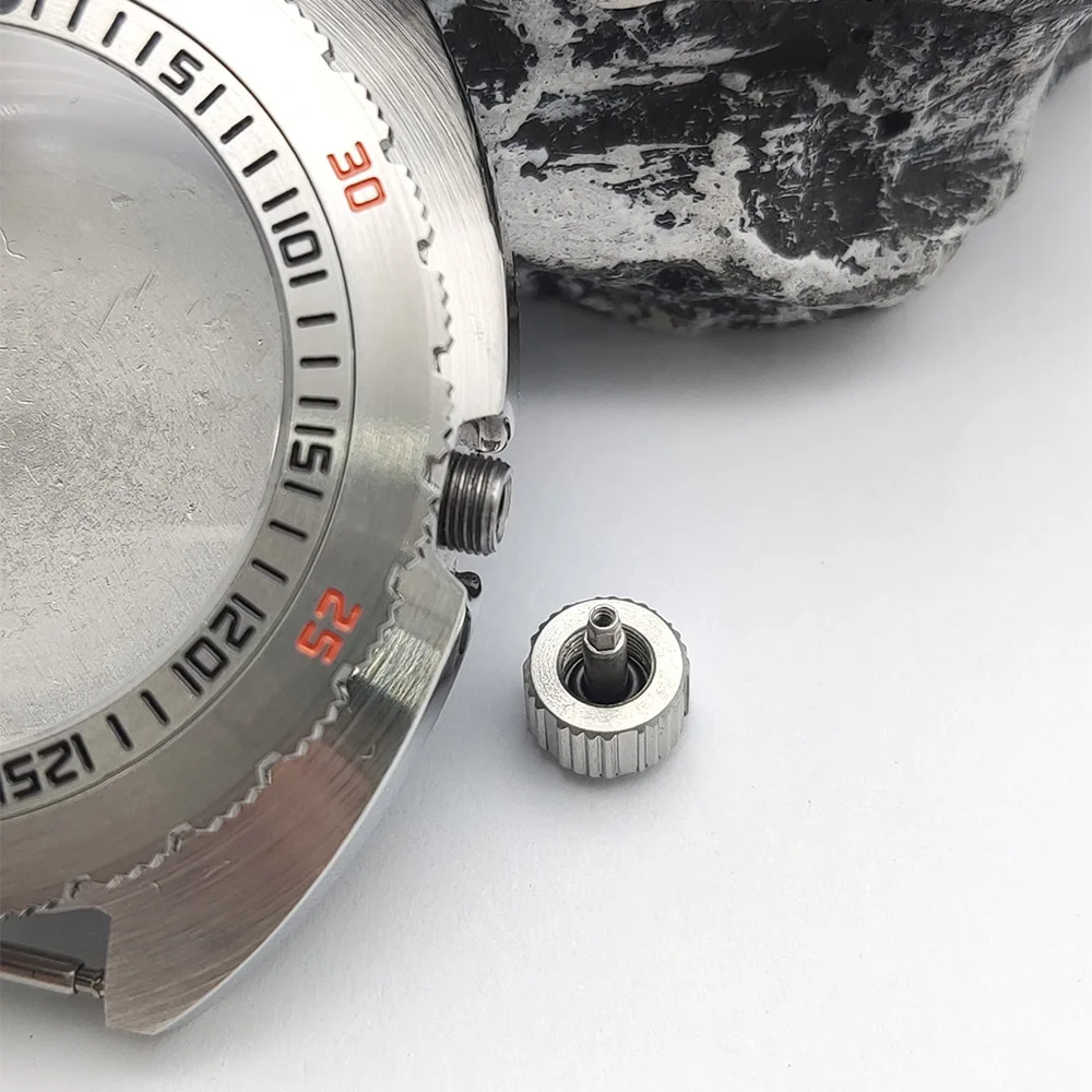 Nuova cassa dell'orologio da 42 mm per NH35/NH34/NH38/NH70/4R Movimento automatico Cristallo di zaffiro Parti Mod Lunetta girevole unidirezionale