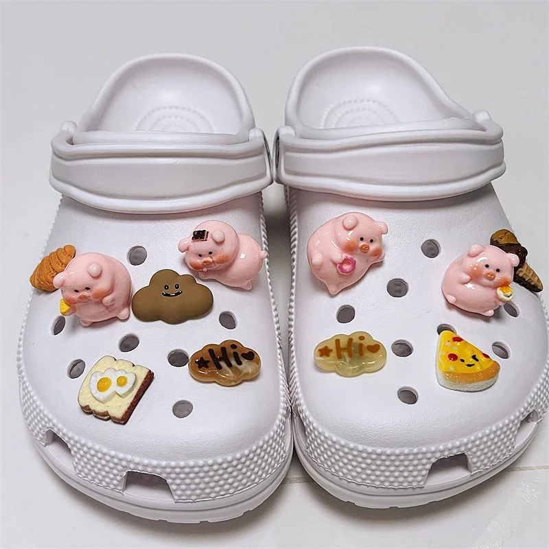 

11PCS Cute Cartoon Pigs Design Shoe Decoration 3D Pink Animal Decoration for Clogs Removable Fashion DIY Hole Shoe Accessories