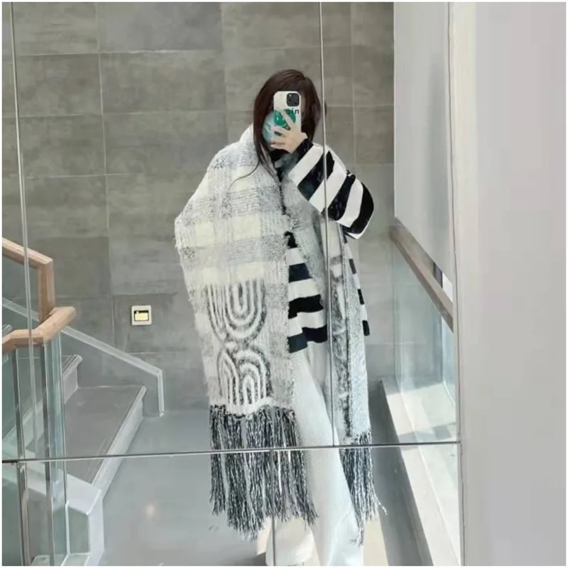 Long Tassel Scarf Women Winter Scarves Warm Cashmere Blend Pashmina Letter Print Echarpes Oversize 290*35Cm Shawl and Wraps