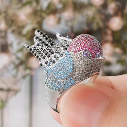 Huitan Hyperbole Bird Finger Ring Female for Cocktail Party Colorful Cubic Zirconia Bling Bling Animal Accessories Chic Jewelry