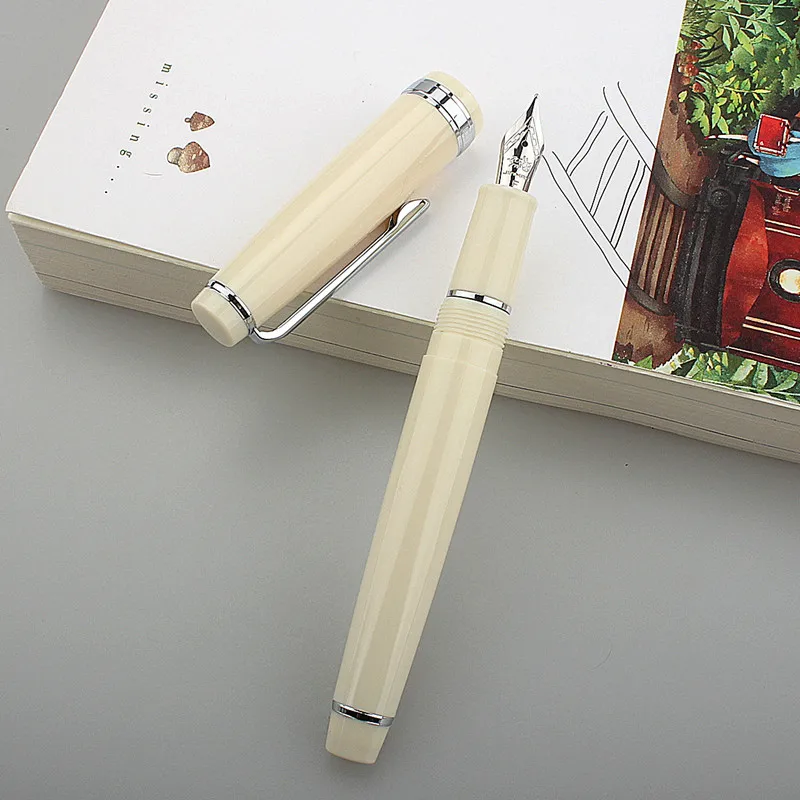 Luxury Jinhao 82 BUSINESS PEN  F M Nib 0.5mm Beautiful green Office Business Ink Pen Silver Clip Gift pens for students