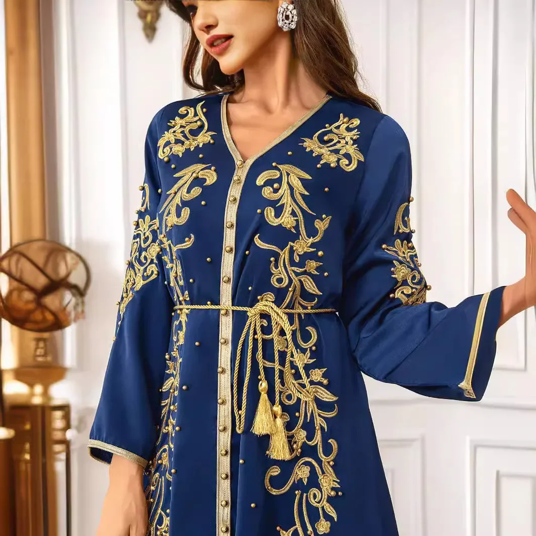 

Middle Eastern women's Arab clothing new V-neck cross-border long sleeved European and American foreign trade dress