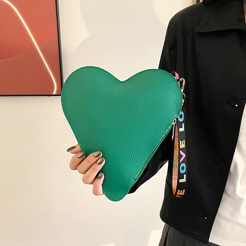 

Heart Shape PU Coin Bag Trendy Female Handbag Wallets Shoulder Bag Zipper Purse Wrist Clutch Fashion Storage Portable Pouch