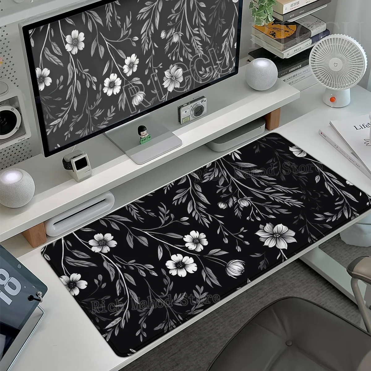

Aesthetic Flower Desk Mat Black Sakura Gaming Mouse Pad Large Office Accessories Cherry Blossom Mousepad XXL Gamer Computer Mat