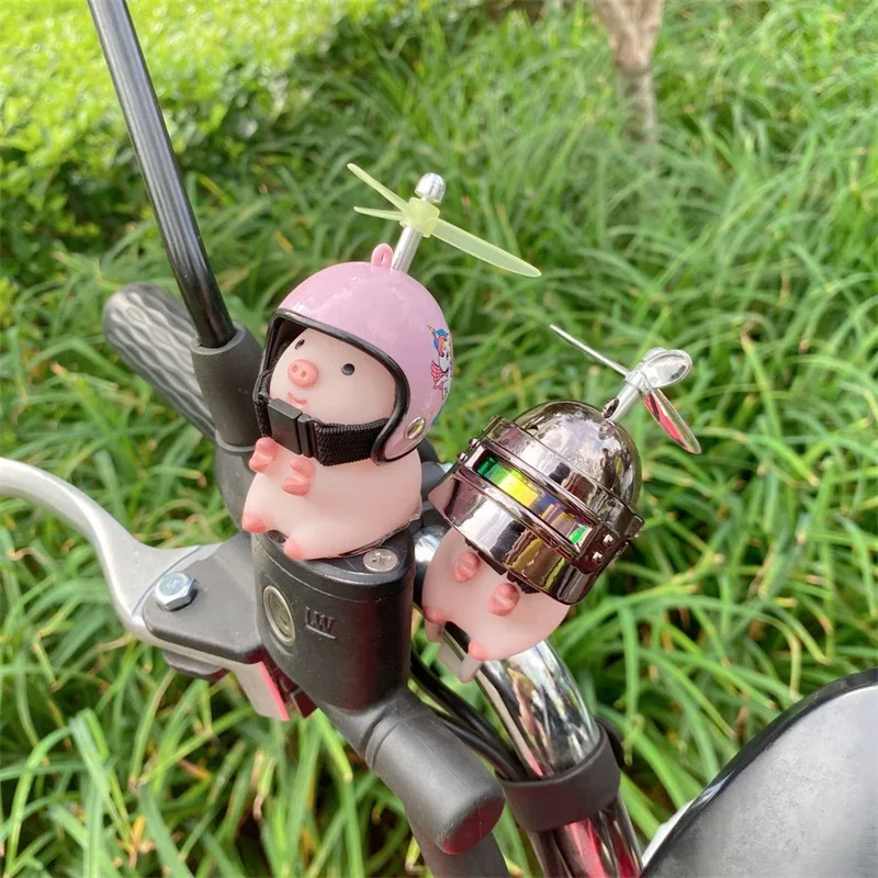 Pig Small with Helmet Pink Propeller Car Interior Accessory Bicycle Motorcycle Ornament Cute Pig Pig Motorcycle Bicycle Ornament