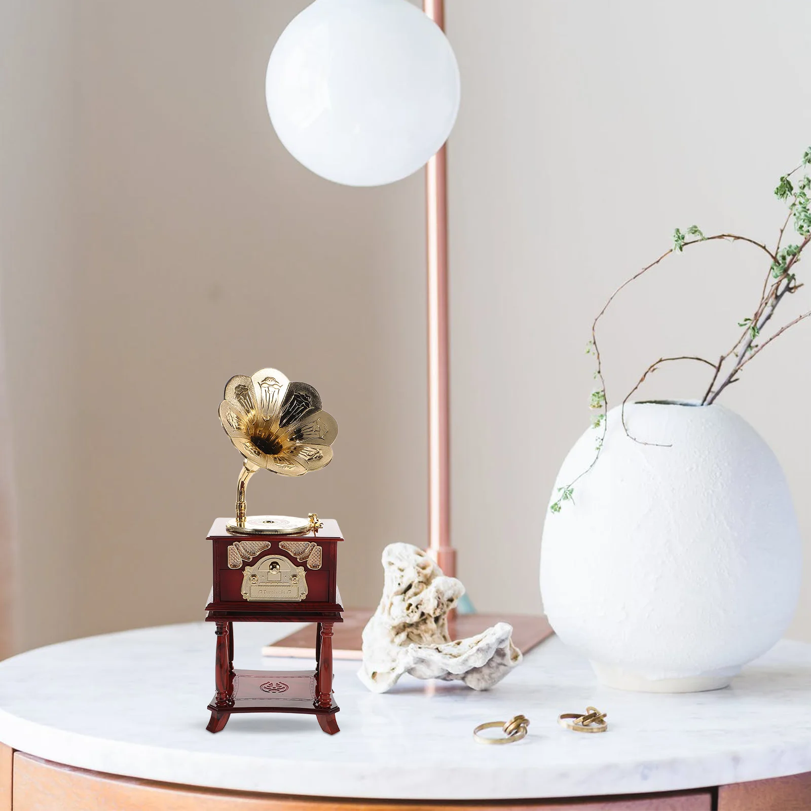 

Creative Carved Gramophone Music Box Vintage Mini Retro Desk Phonograph Compact Tabletop Decoration Classic Melody Player Charm