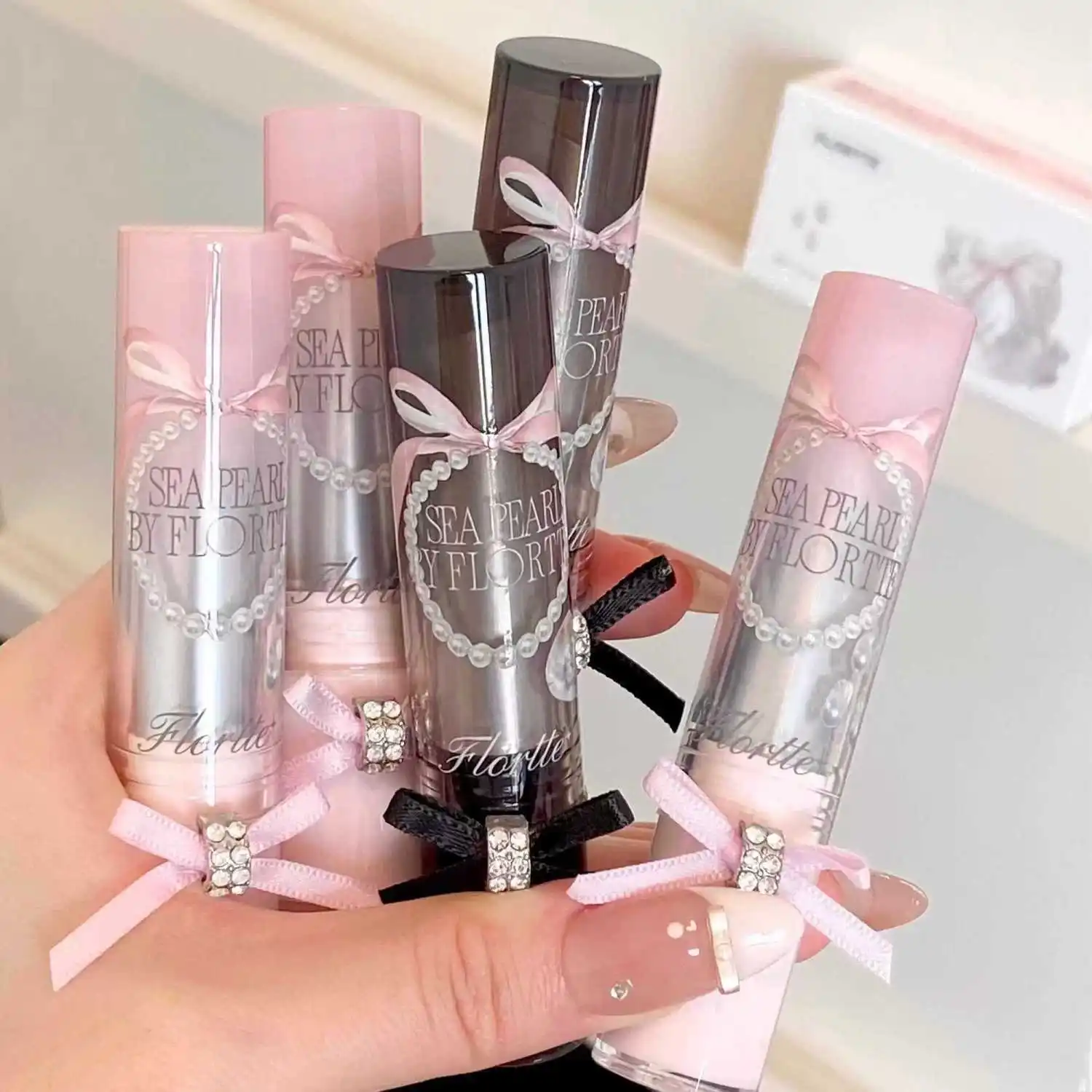 

FLORTTE Solid Lipstick Long-lasting Non-stick Cup Hydrating Mirror Lip Glaze Sexy Peach Color Lip Gloss Beauty Makeup Maquillage