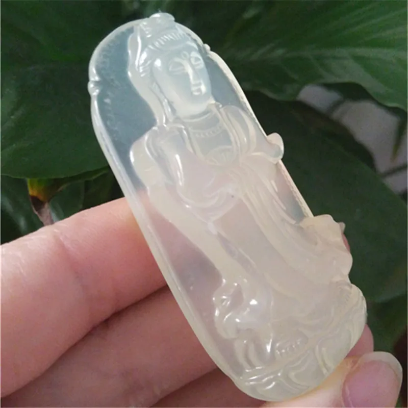 Giada all'ingrosso Xiuyu verde chiaro giada Guanyin ciondolo naturale Liaoning Xiuyan Jade Station Guanyin Ice Jade Pendant