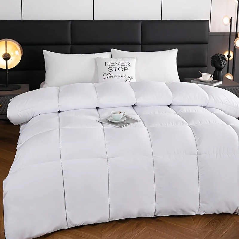 hotel style Comforter Queen KingLightweight fluffy comfortable and breathable soft winter quilt very warm 220x240 Quilts blanket