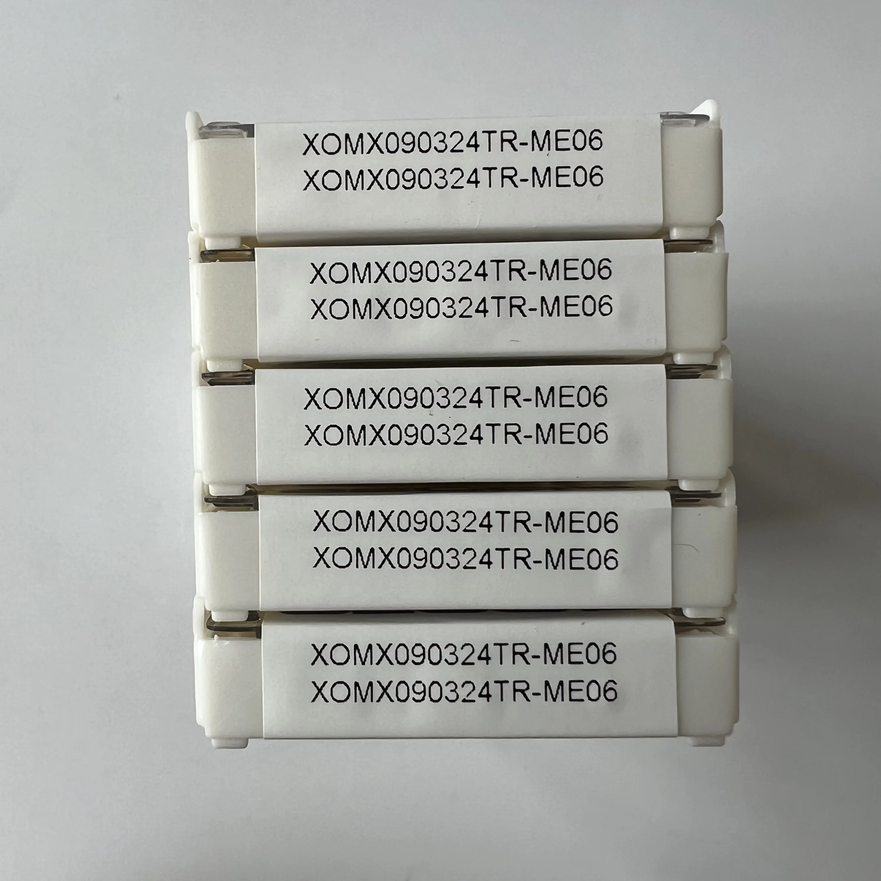 

XOMX090324TR-ME06 F40M CNC blade Chip Breaker Insert