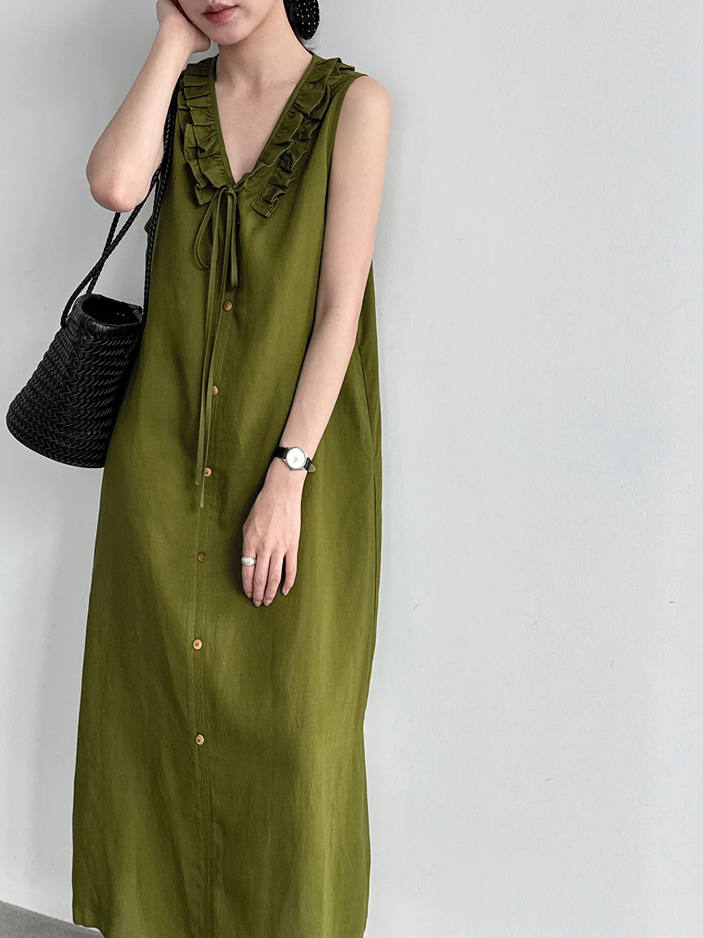 Women's Summer Ruffled V-neck Sleeveless Tank Dress Linen Loose Waist Drawstring Straight Commuter Dress