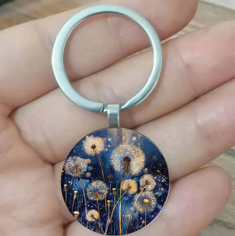

Dandelion keychain with golden wings - warm and beautiful, perfect for graduation, gatherings, and holidays - zinc alloy, fashio