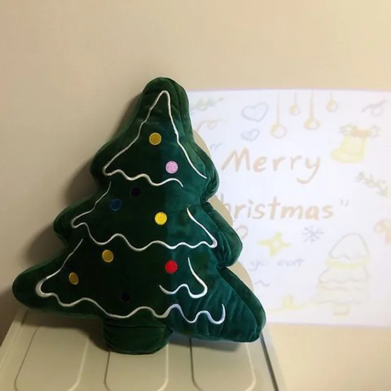 クリスマスツリー枕 お祭りムード ソファ リビングルーム 昼寝枕 装飾品 ぬいぐるみ オーナメント 人形 クリスマス アルモファダ