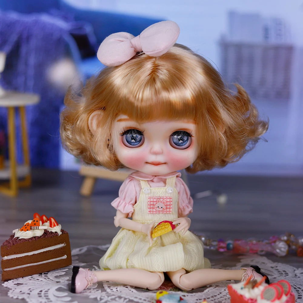 ICY DBS Blyth Doll 1/6 BJD Golden Curly Nurse Set Customized Hand Carved Eyebrows, Lips, and Facial Gifts