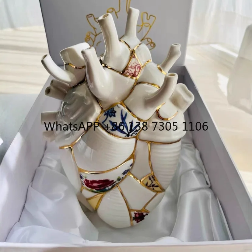 

Heart Vase Ceramic Heart Vase Tabletop Decoration Ornament Valentine's Day Gift Box