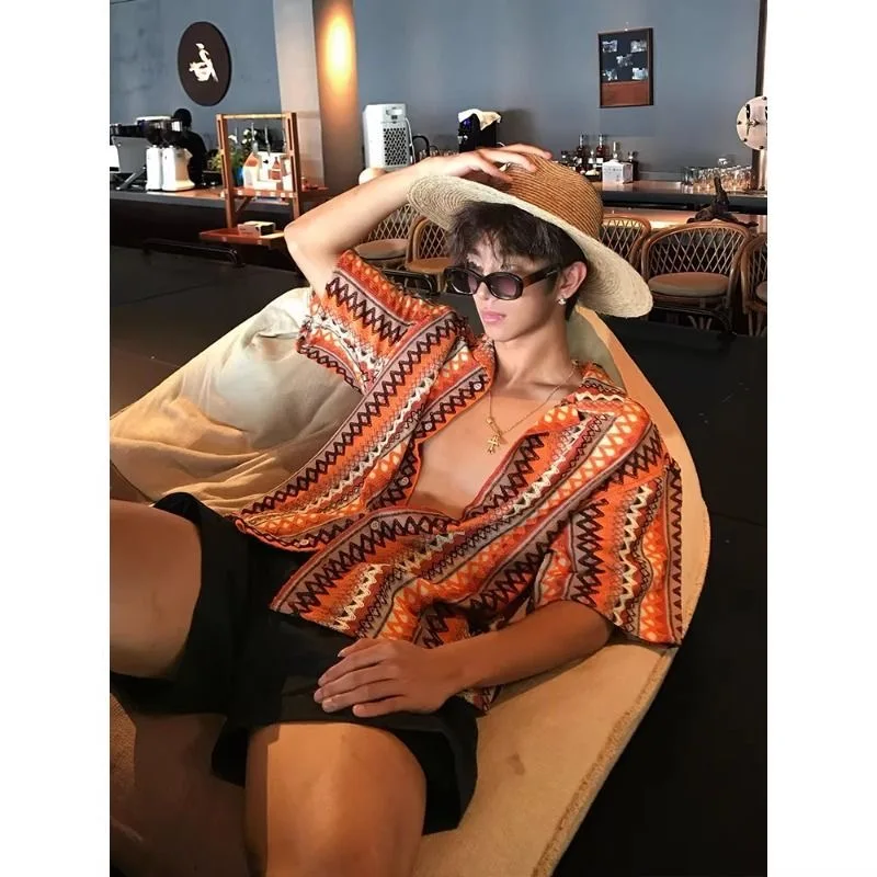 

Men Tropical Holiday Style Shirts Tops Male Sexy Trendy Ethnic Beach Hit Color Bohemian Blouse Tees Handsome Allure Ins Chic Top