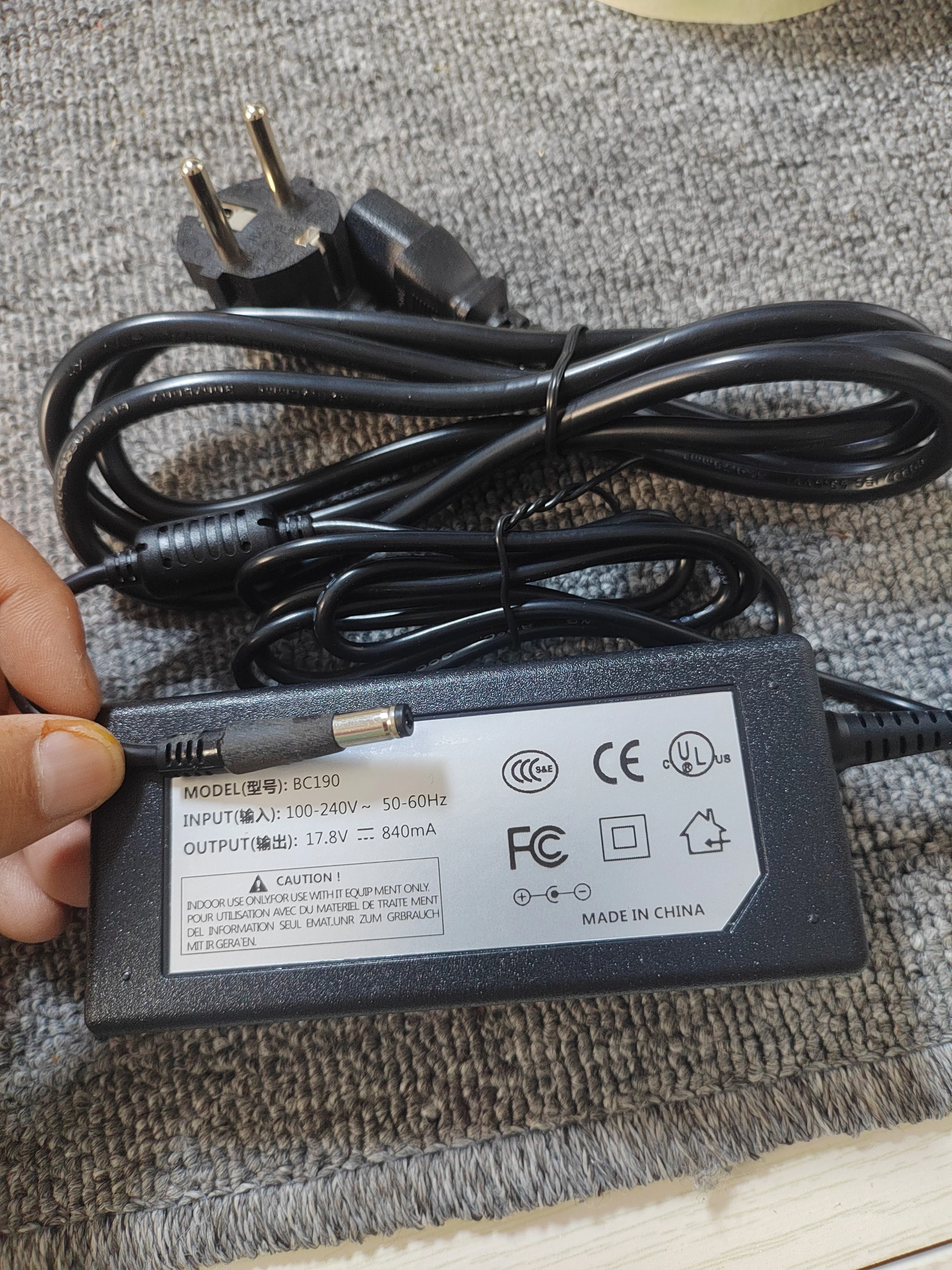 For Fluke BC190/806, BC190/808, BC190/813 Universal Power Adapter