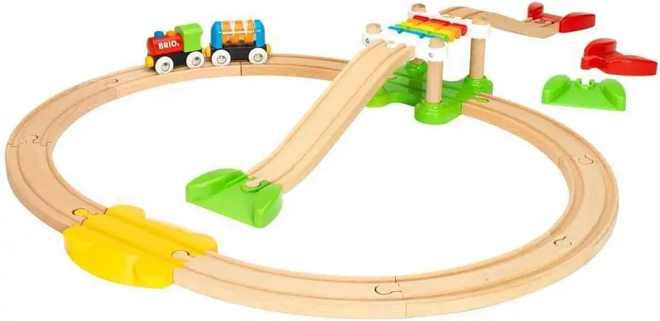 My First Railway - 33727 Beginner Pack, Engaging Wooden Toy Train Set for Toddlers Age 18 Months and Up, FSC-Certified Materials