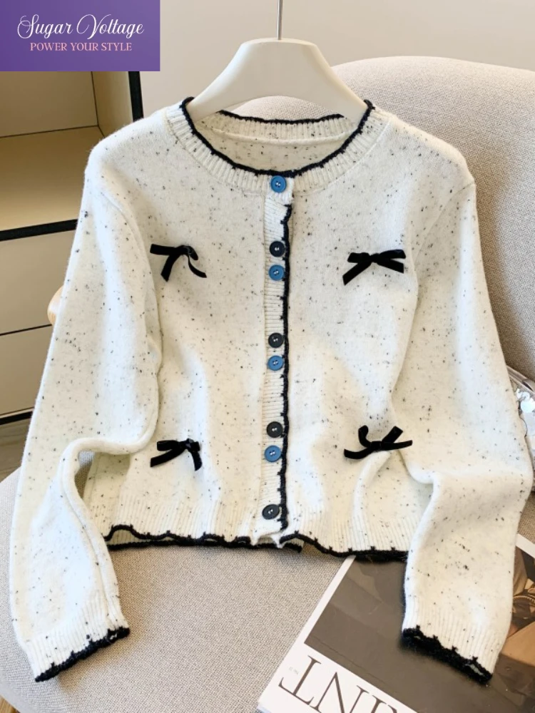 

Осенний винтажный стиль в консервативном стиле Y2k, модный вязаный мягкий свитер, женский облегающий топ с длинными рукавами и бантом на пуговицах, повседневный элегантный кардиган