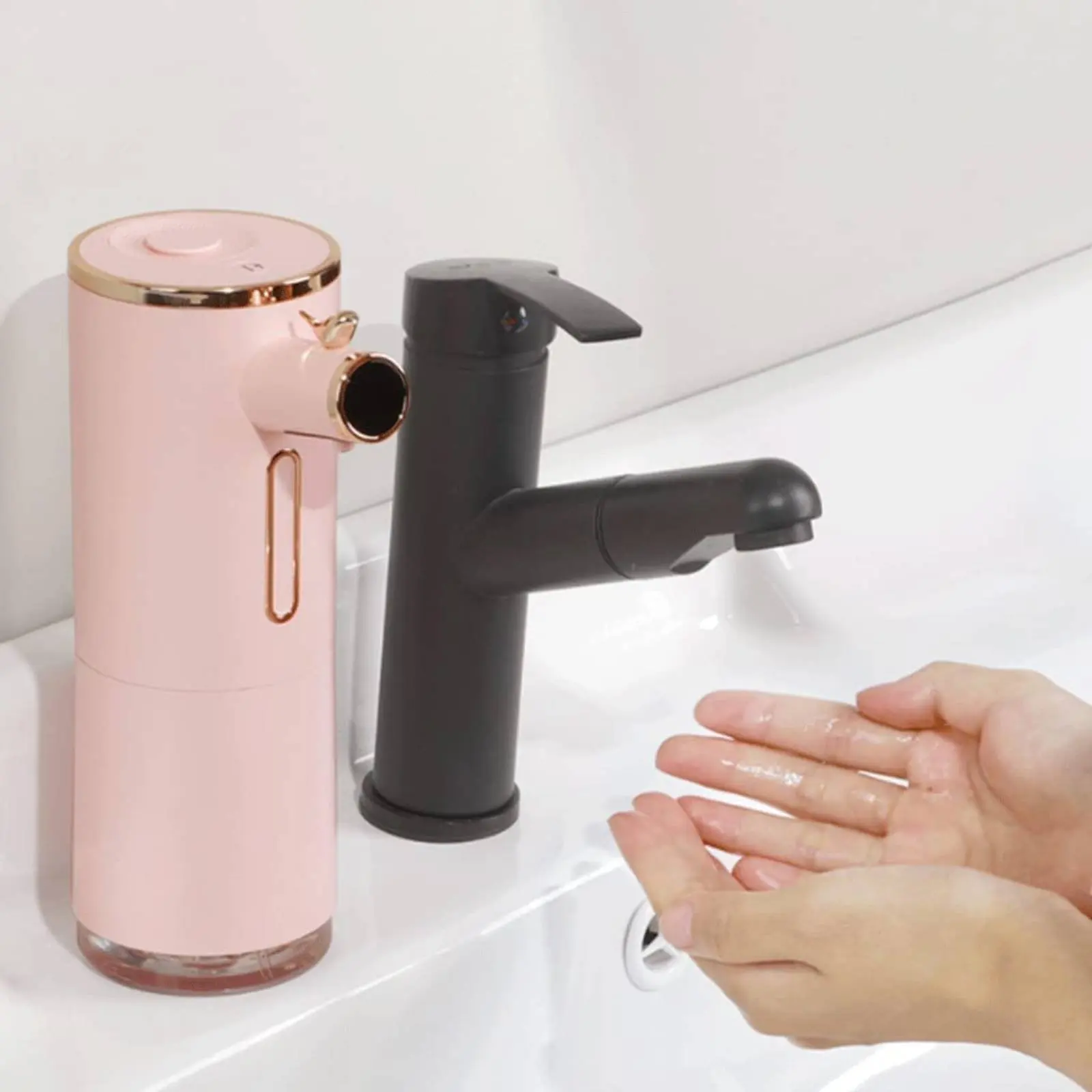

Automatic Foaming Soap Dispenser Battery-Operated Touchless Hand Soap Dispenser Bathroom Accessory Gift Suggestion for Children