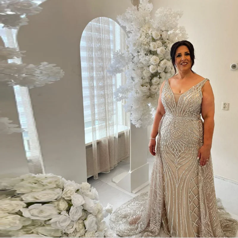 

Customized Champagne V Neck Cape Sleeves Mother of the Bride Dresses for Women Party Stunning Slip Beaded Wedding Guest Dresses