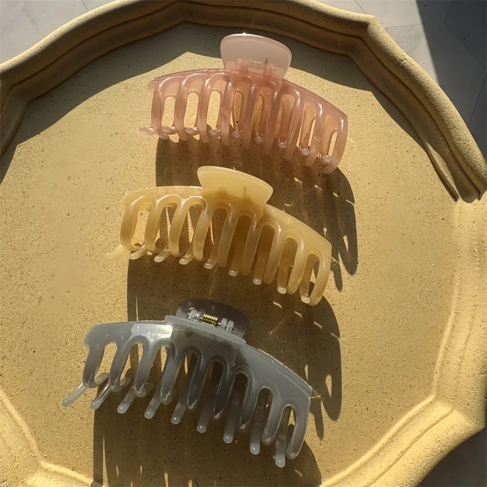 Koreanische Frauen Mädchen Kunststoff Haar Krallen Haars pangen Kopf bedeckung große Haarnadel Krabben Haars pange Mode Ornament Haarschmuck