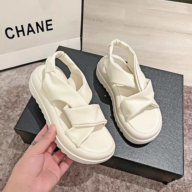 summer Women New Sandals Thick soled sandals for external wear Women Fashion Buckle Lightweight Heel outdoors sand Sandalias